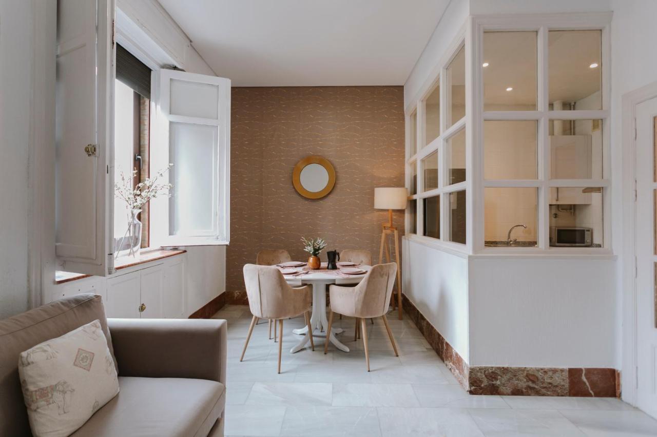 Bright And Cozy-1Bd 1Bth & 2Bd 1Bth- La Giralda Apartamento Sevilha Exterior foto